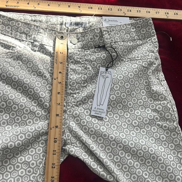 NWT D. Jeans 14 High Waisted Hexagon Patterned Ankle Pants - Picture 6 of 9